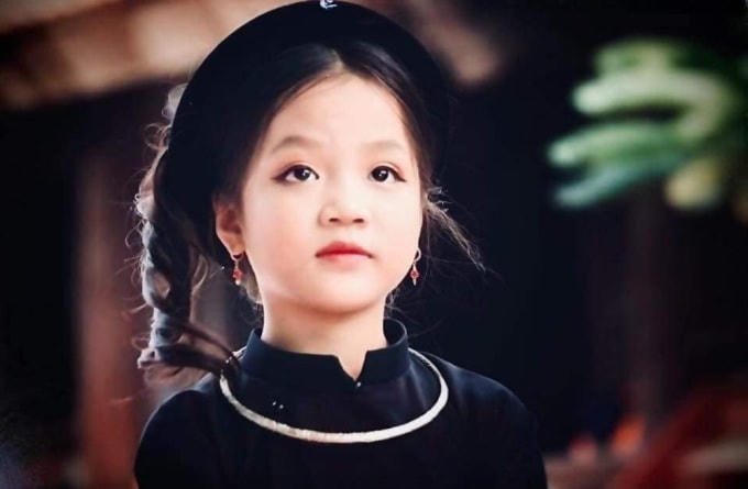 Ca nương Đặng Tú Thanh lúc 7 tuổi. 