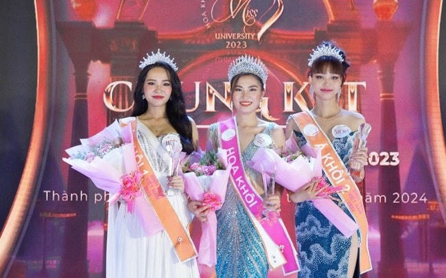 (Từ trái qua): Á khôi 1 Nguyễn Thị Minh Phương, Hoa khôi Trịnh Huyền Mai và Á khôi 2 Dương Kim Thanh. (Ảnh: BTC).