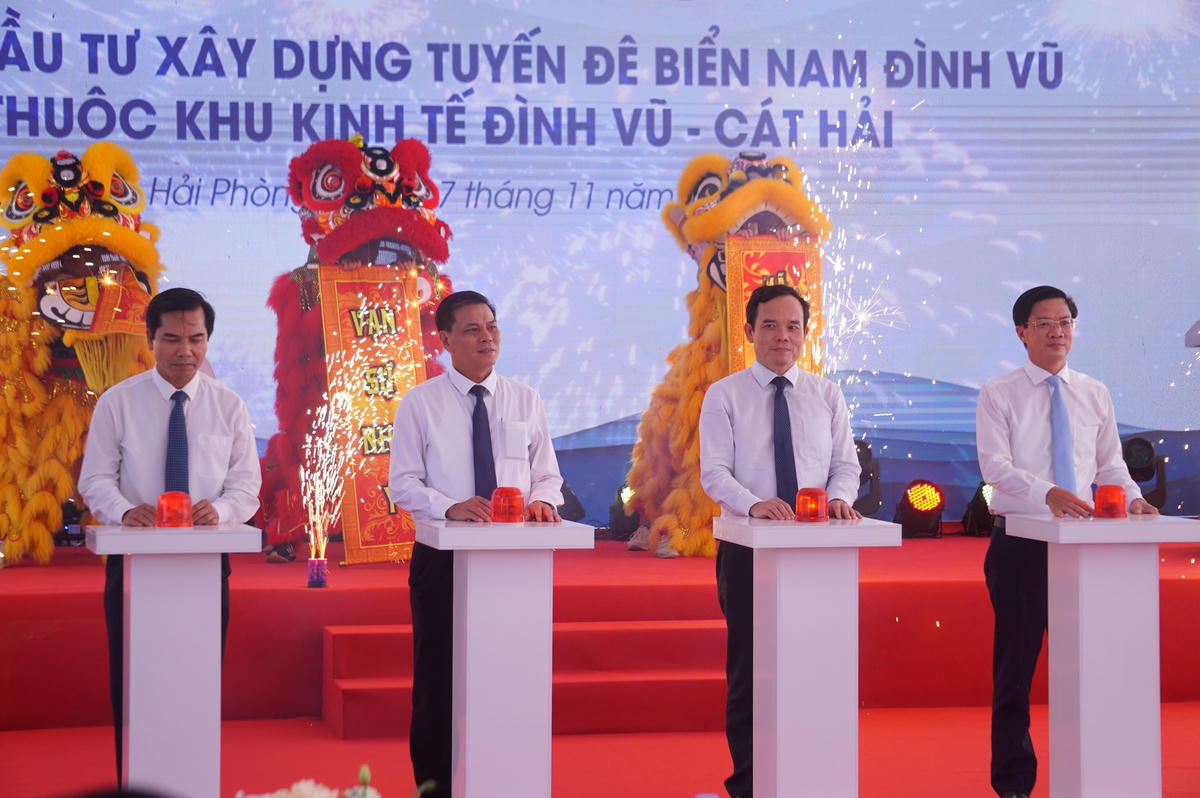TP Hải Phòng khởi công Dự án đầu tư xây dựng tuyến đê biển Nam Đình Vũ dài hơn 12,7 km.