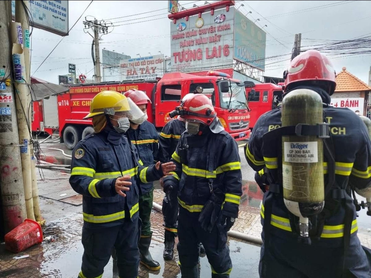 Lực lượng tinh nhuệ của TP HCM được điều động đến hiện trường.