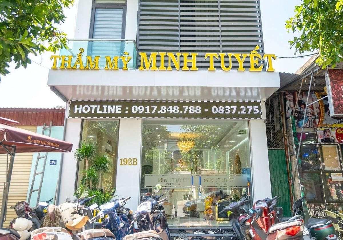 Thẩm mỹ viện Minh Tuyết Spa (TP Hà Tĩnh) bị tạm dừng hoạt động cung cấp dịch vụ thẩm mỹ do vi phạm.