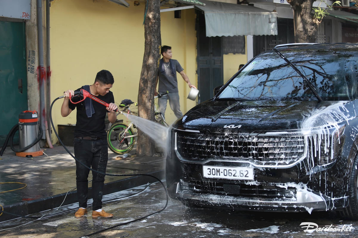 rua_xe-le-khanh1.jpg