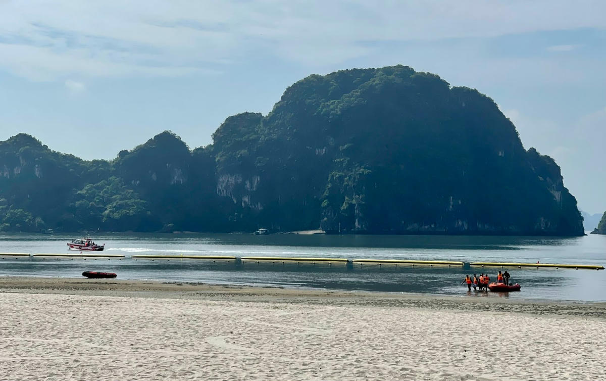 Công cuộc cứu hộ diễn ra từ đêm 11/9 đến sáng 12/9.