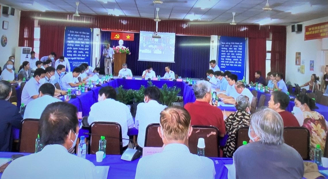 Quang cảnh buổi đối thoại giữa Thanh tra Chính phủ, đại diện Bộ ngành và UBND TP HCM với người dân Thủ Thiêm vào chiều 17/6.