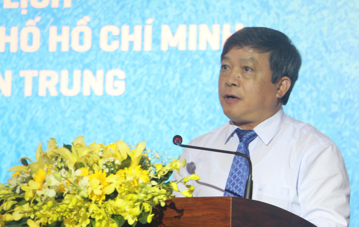 Ông Đoàn Văn Việt, Thứ Trưởng Bộ VHTTDL phát biểu tại Hội nghị.