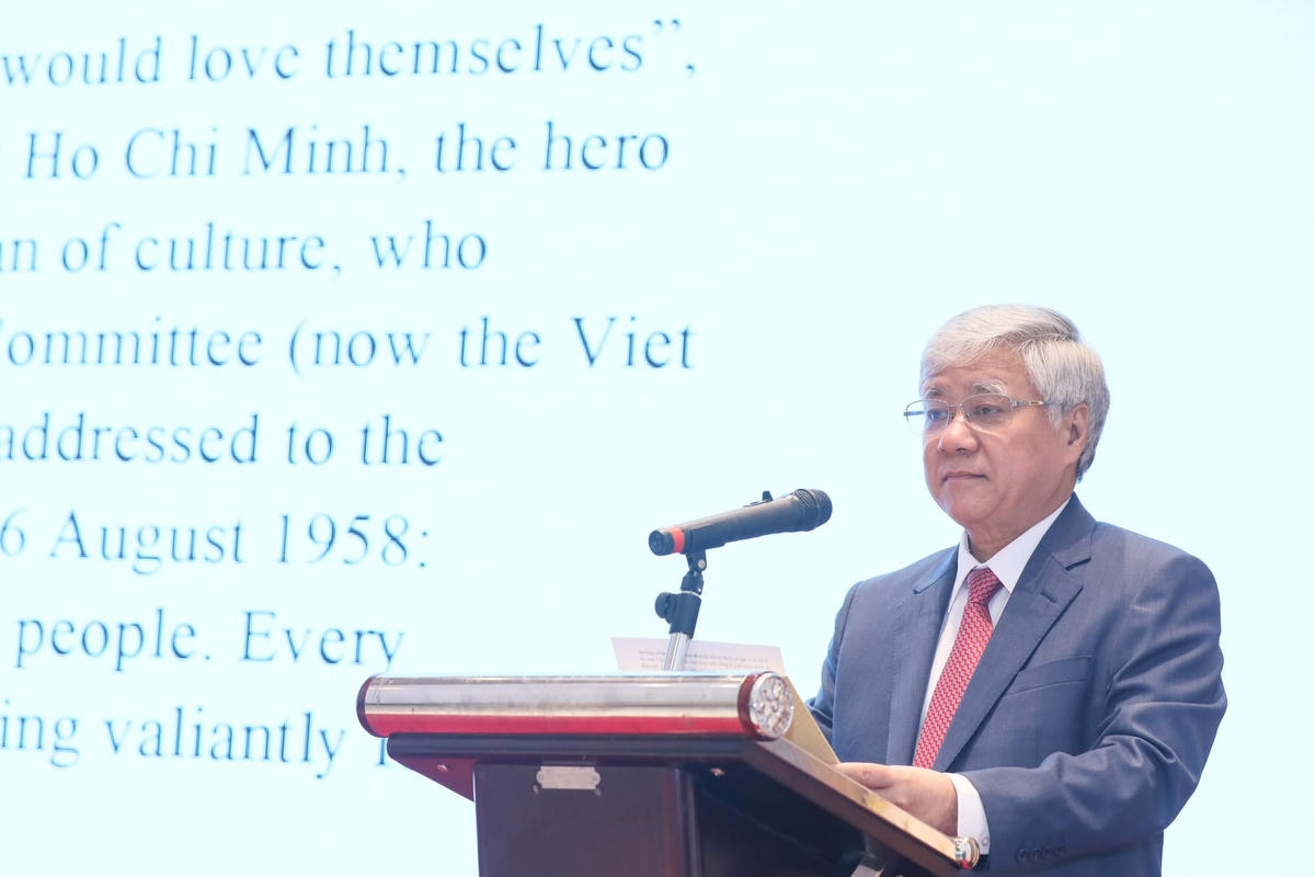 Chủ tịch Đỗ Văn Chiến phát biểu tại buổi gặp mặt.