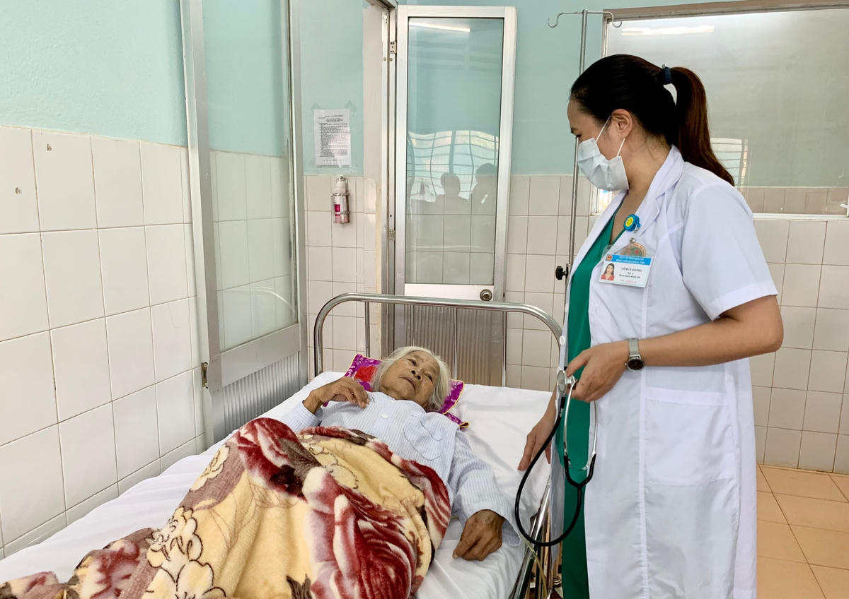 Bệnh nhân điều trị sốt xuất huyết tại Bệnh viện đa khoa Gia Lai.