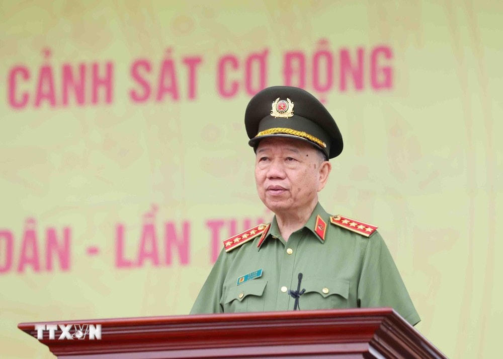 ttxvn_tong_duyet_dieu_binh_14.jpg