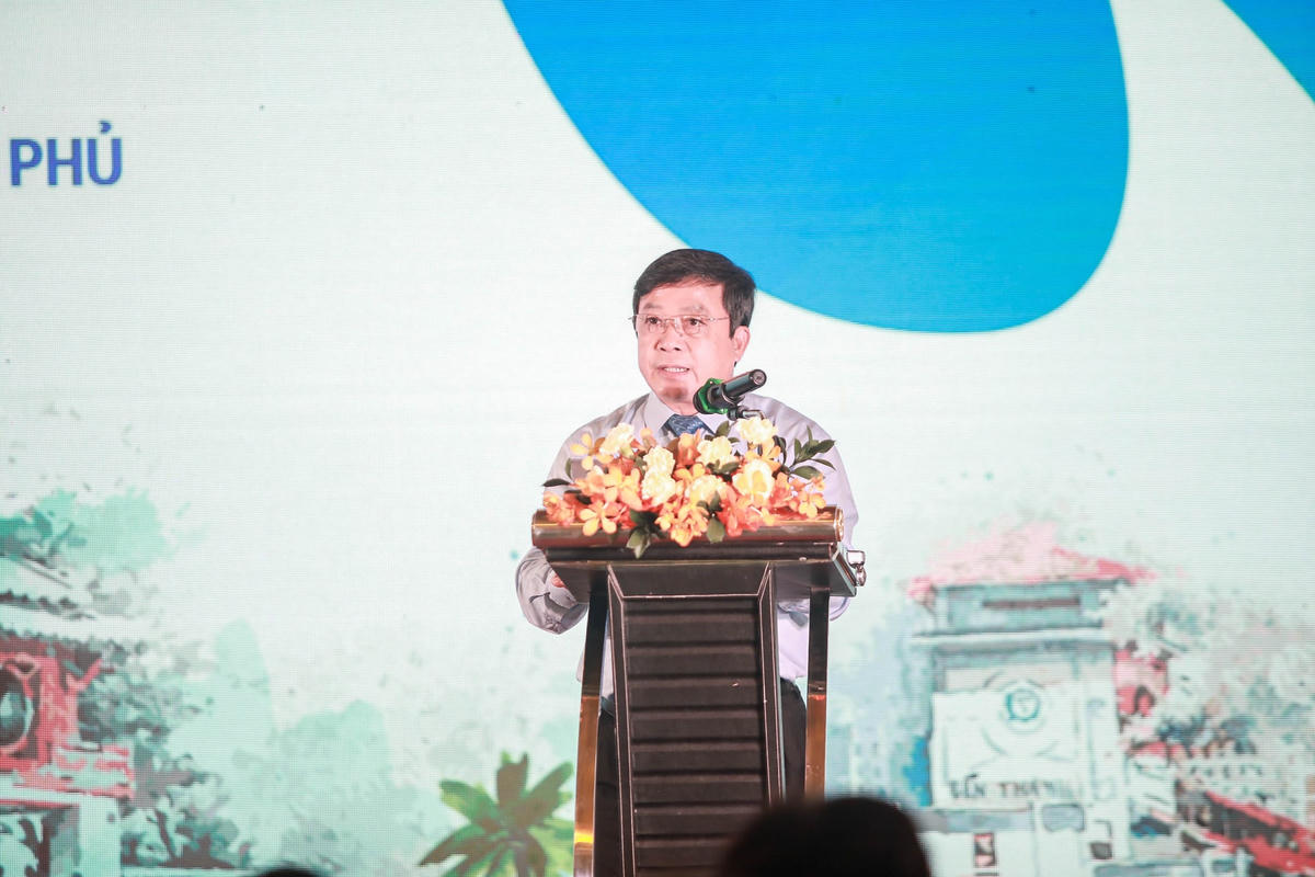 Thứ trưởng Bộ Văn hoá, Thể thao và Du lịch Đoàn Văn Việt phát biểu tại Hội nghị. (ảnh Xuân Thuỷ)