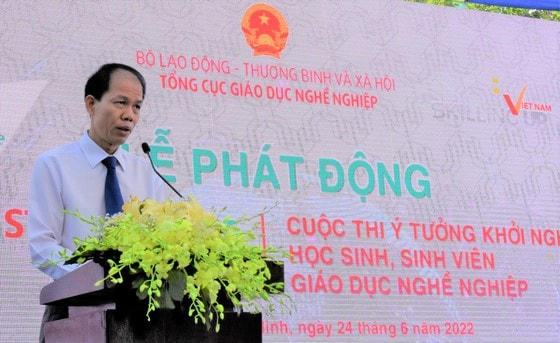 Phó Tổng Cục trưởng Tổng cục GDNN Đỗ Năng Khánh phát biểu tại lễ phát động.