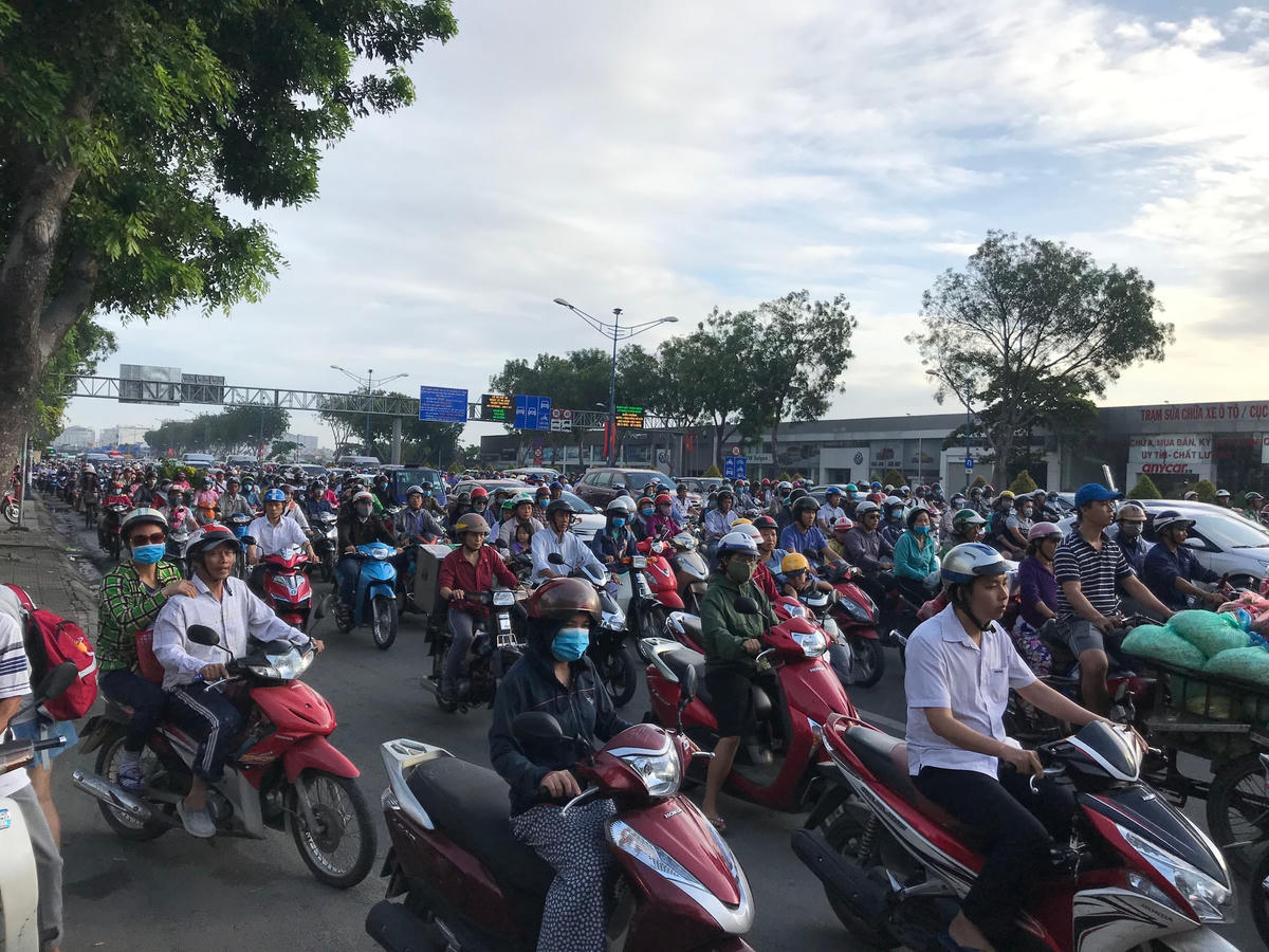 Tuyến quốc lộ 1A đoạn qua Bình Chánh sắp được mở rộng.