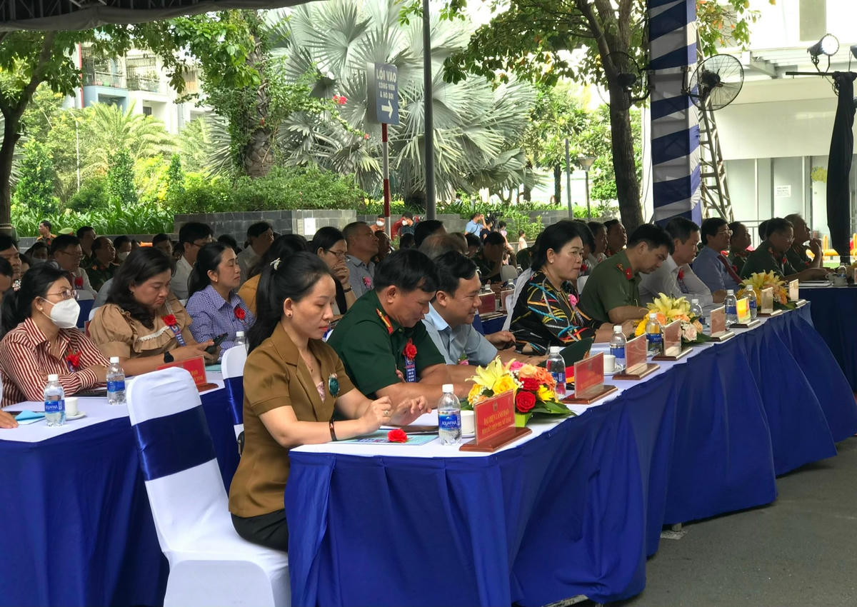 Các đại biểu tham dự Ngày hội.