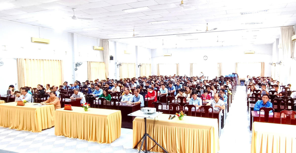 Quang cảnh buổi tập huấn.