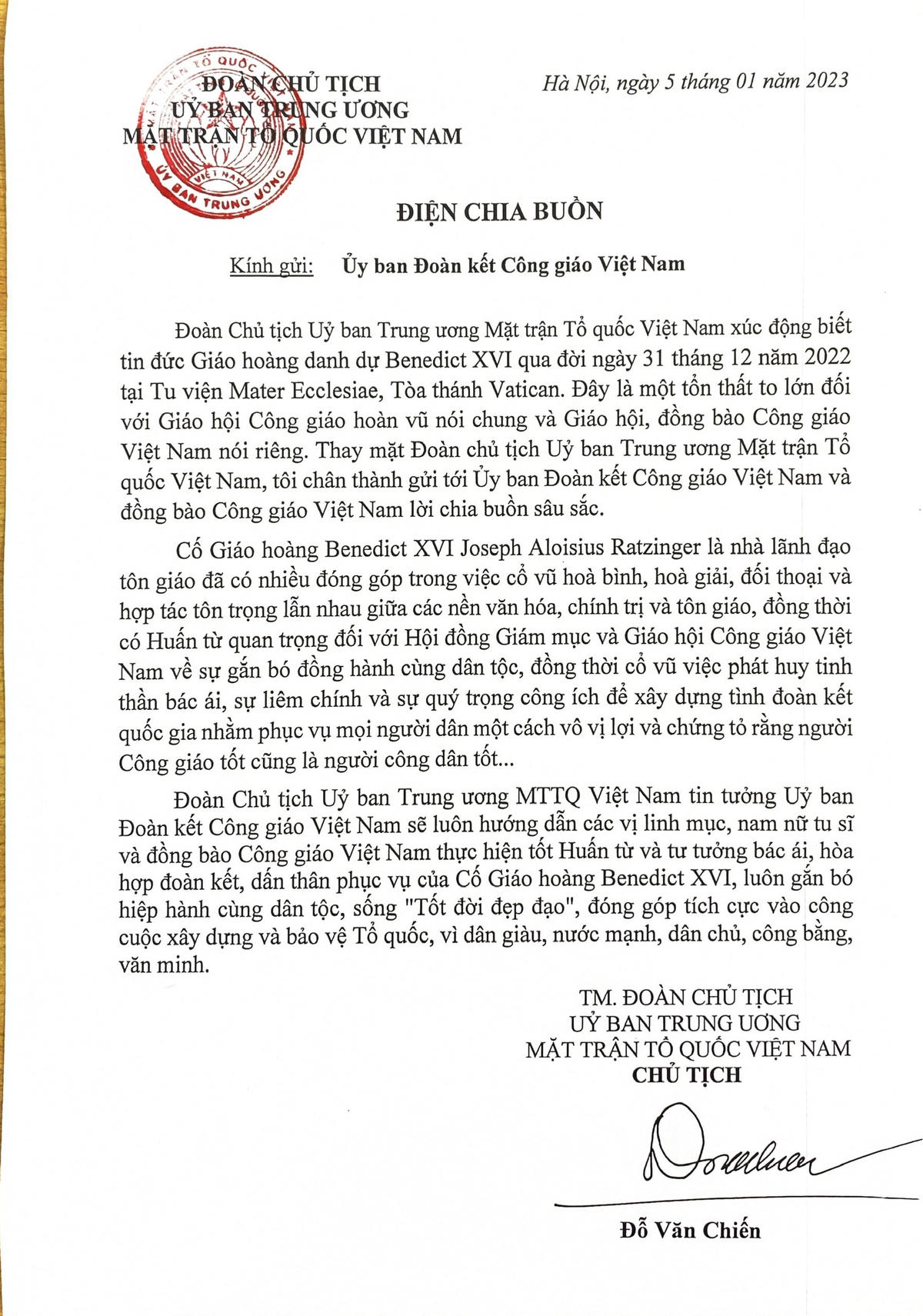 Điện chia buồn Giáo hoàng danh dự Benedict XVI qua đời