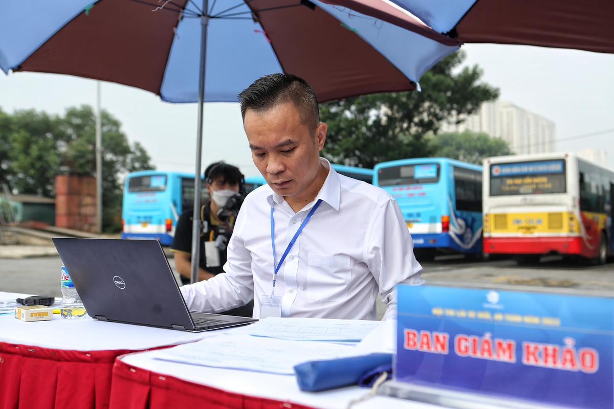 Hà Nội: 20 tuyển thủ lái xe buýt tranh tài tại Hội thi lái xe buýt giỏi an toàn