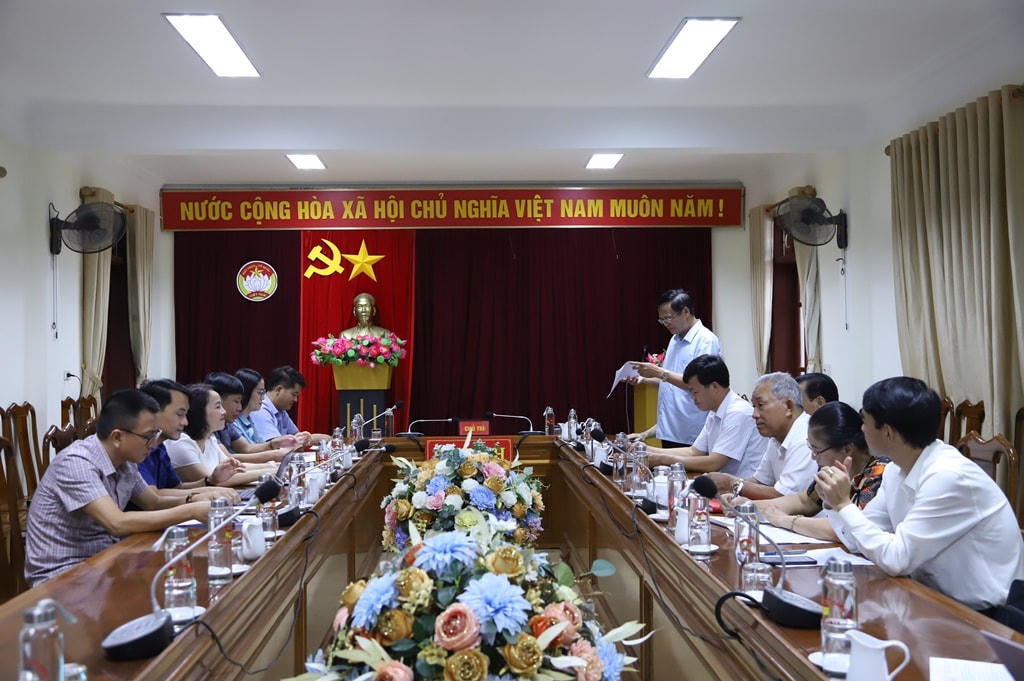 Quang cảnh hội nghị.