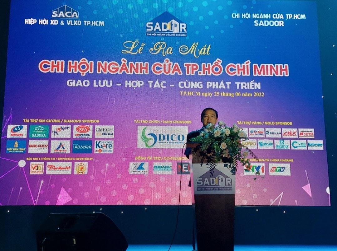 Ông Lê Viết Hải, Chủ tịch Hiệp hội Xây dựng và Vật liệu Xây dựng TP HCM chia sẻ tại buổi lễ.