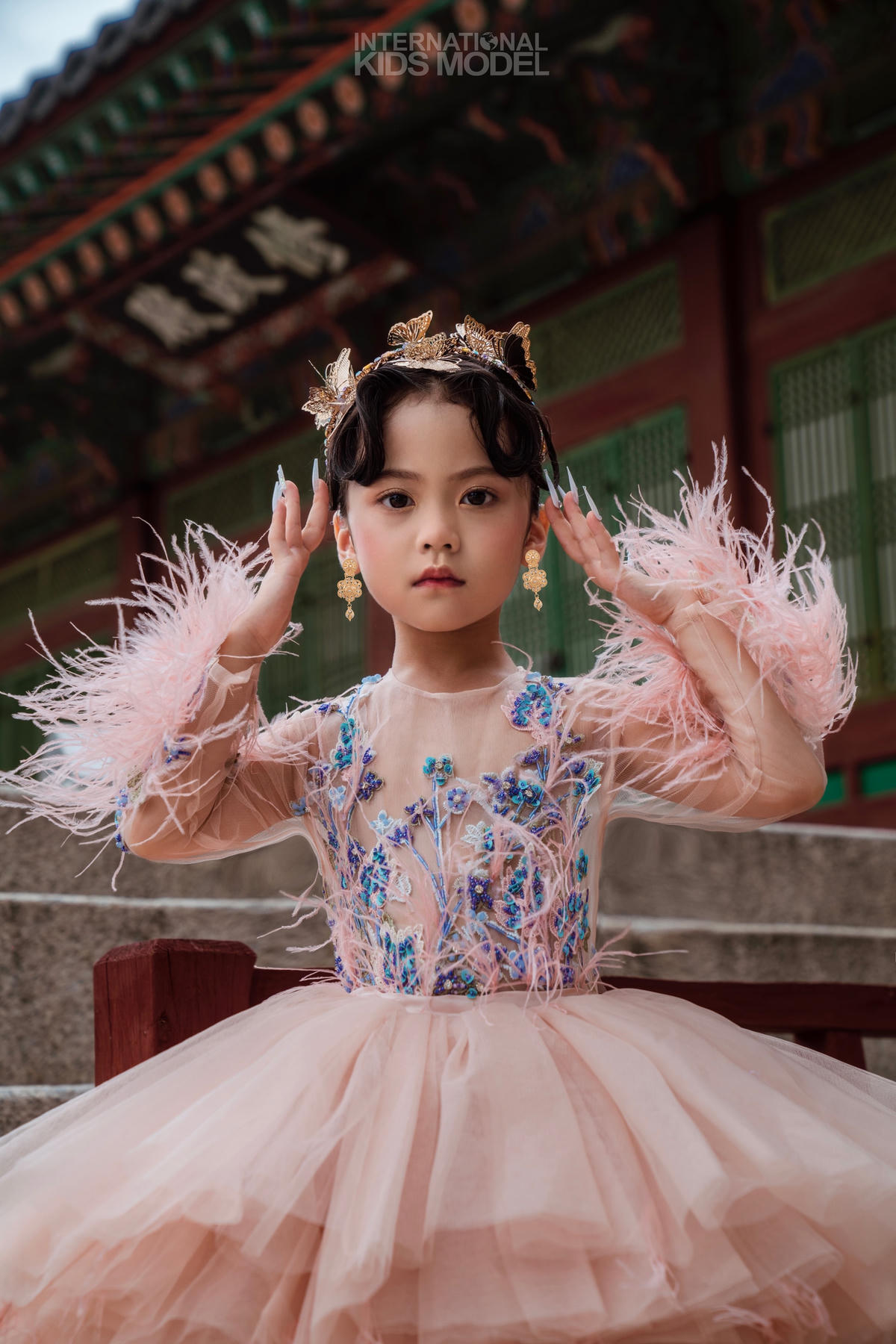 Được biết, Nguyễn Nhật Ánh sinh năm 2017 tại Hà Nội, hiện là học sinh Trường The Dewey School.