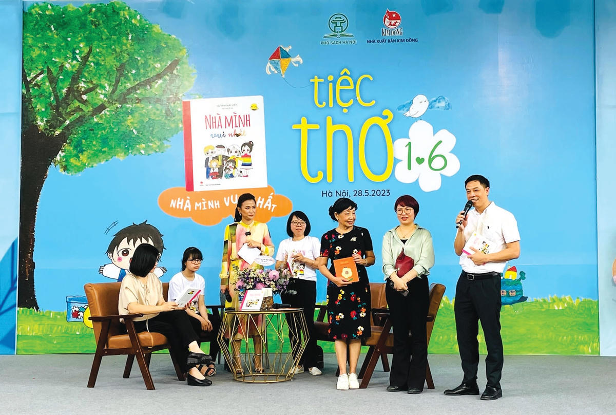 Cần thêm nhiều sự kiện giao lưu độc đáo để thu hút thiếu nhi đến với sách.