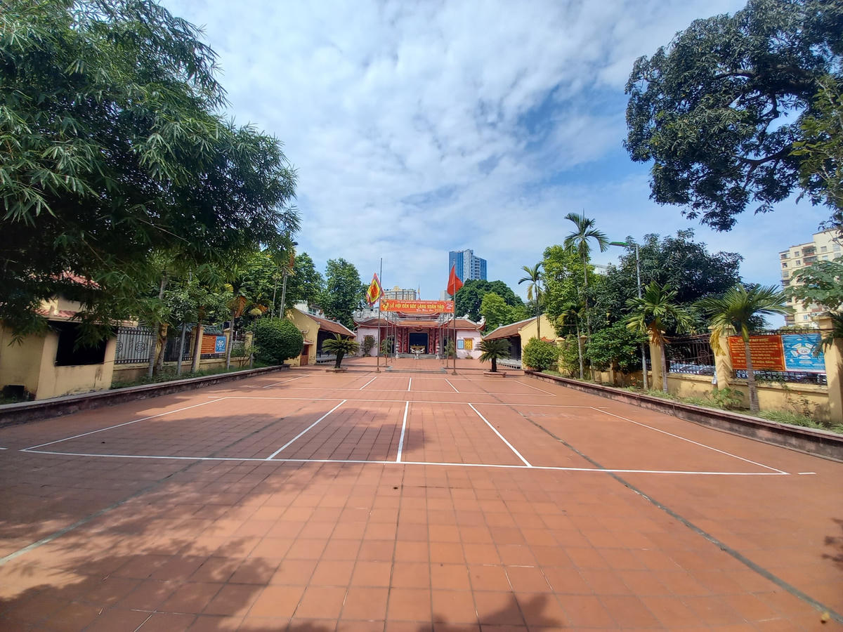 Di tích đền Sóc.