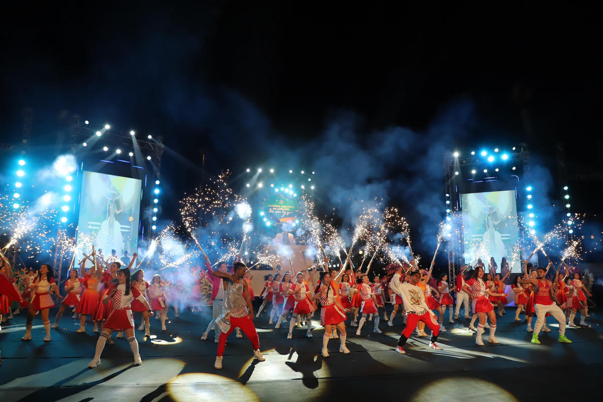 Carnaval mùa đông: Điểm nhấn đưa Hạ Long trở thành kỳ quan bốn mùa