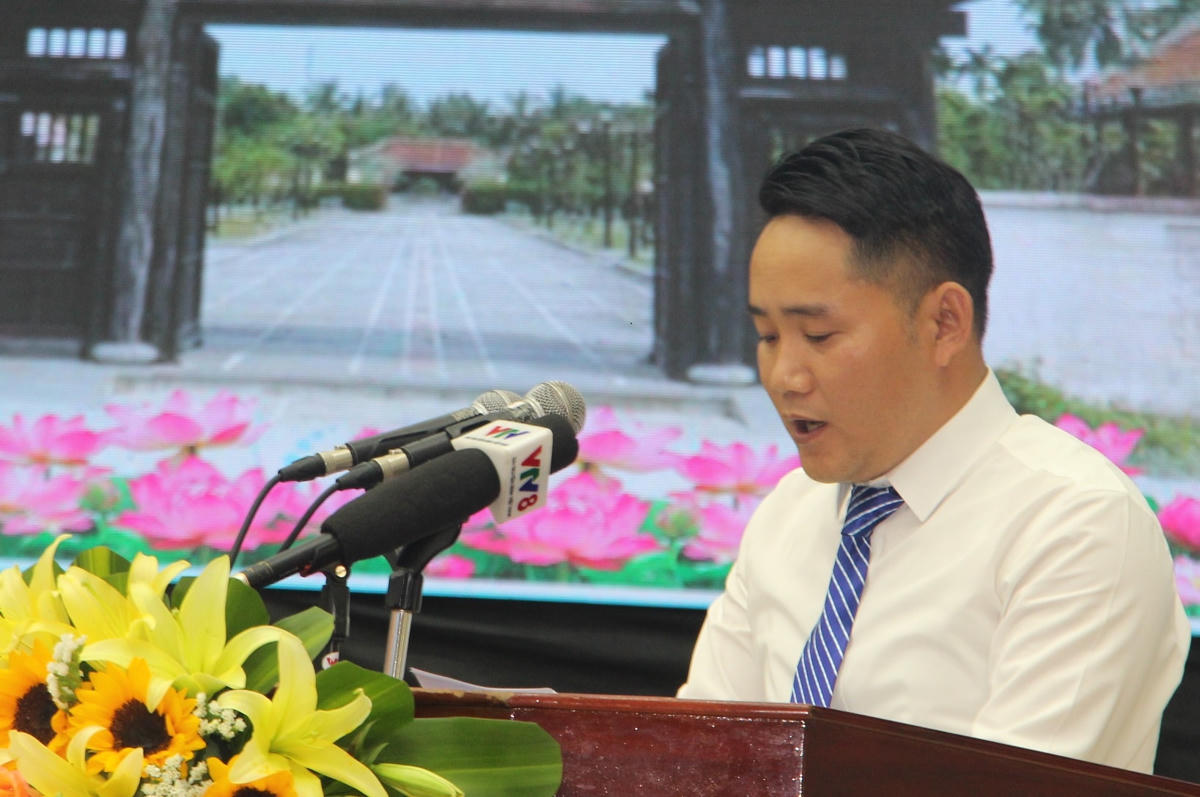 Ông Lê Minh Chiến trình bày tham luận tại Hội thảo.