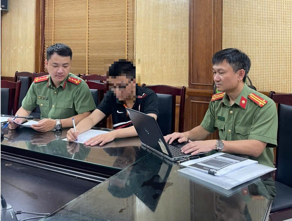 c07bb0ee0d73ba2de362 (1)