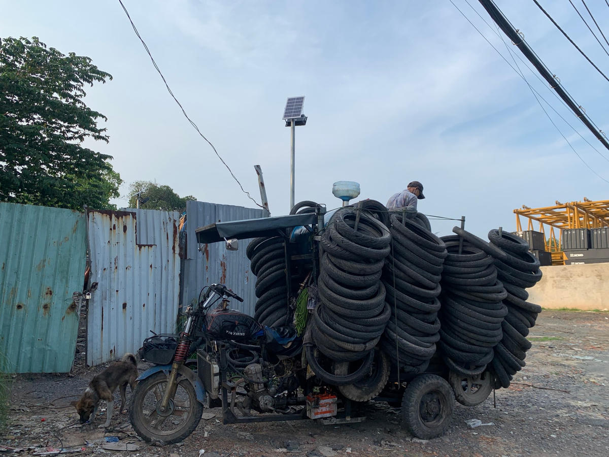 Những chiếc xe 3 bánh “siêu trường, siêu trọng”.