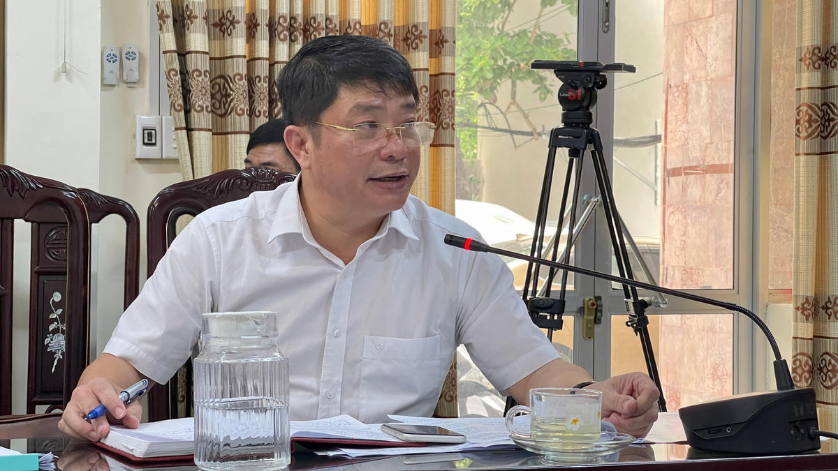 Phó Giám đốc Sở Y tế Nam Định Trần Ngọc Minh thông tin tại Hội nghị.