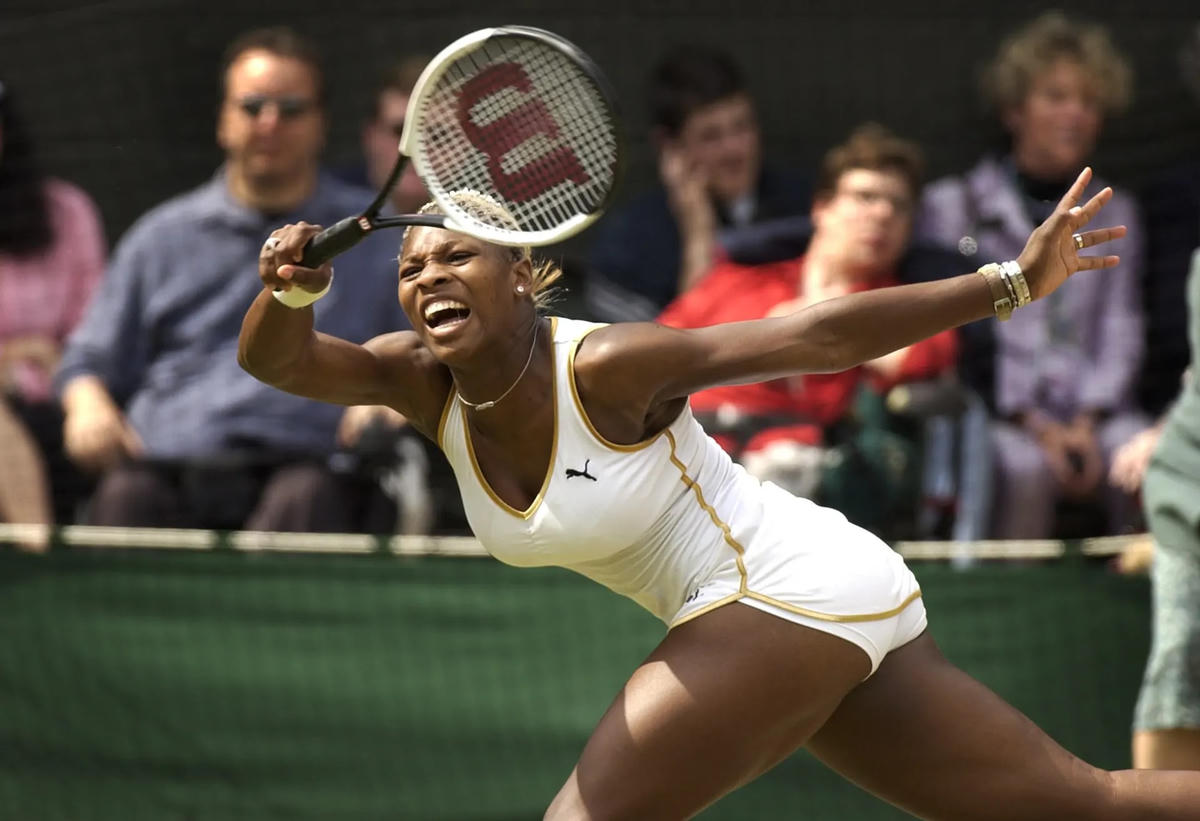 Hai chị em đối mặt với nhau một lần nữa trong trận chung kết Wimbledon 2002… Ảnh: The Guardian