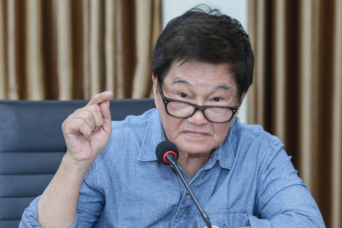 Giáo sư Đỗ Quang Hưng. Ảnh: Quang Vinh.