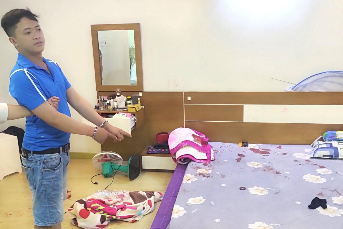 Nguyễn Vỹ Hùng và hiện trường vụ cướp tài sản. Ảnh Công an cung cấp