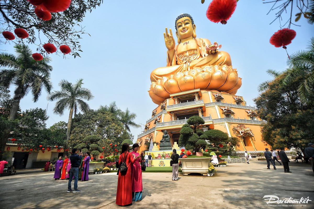 W_tuong_phat_72m-le-khanh8.jpg