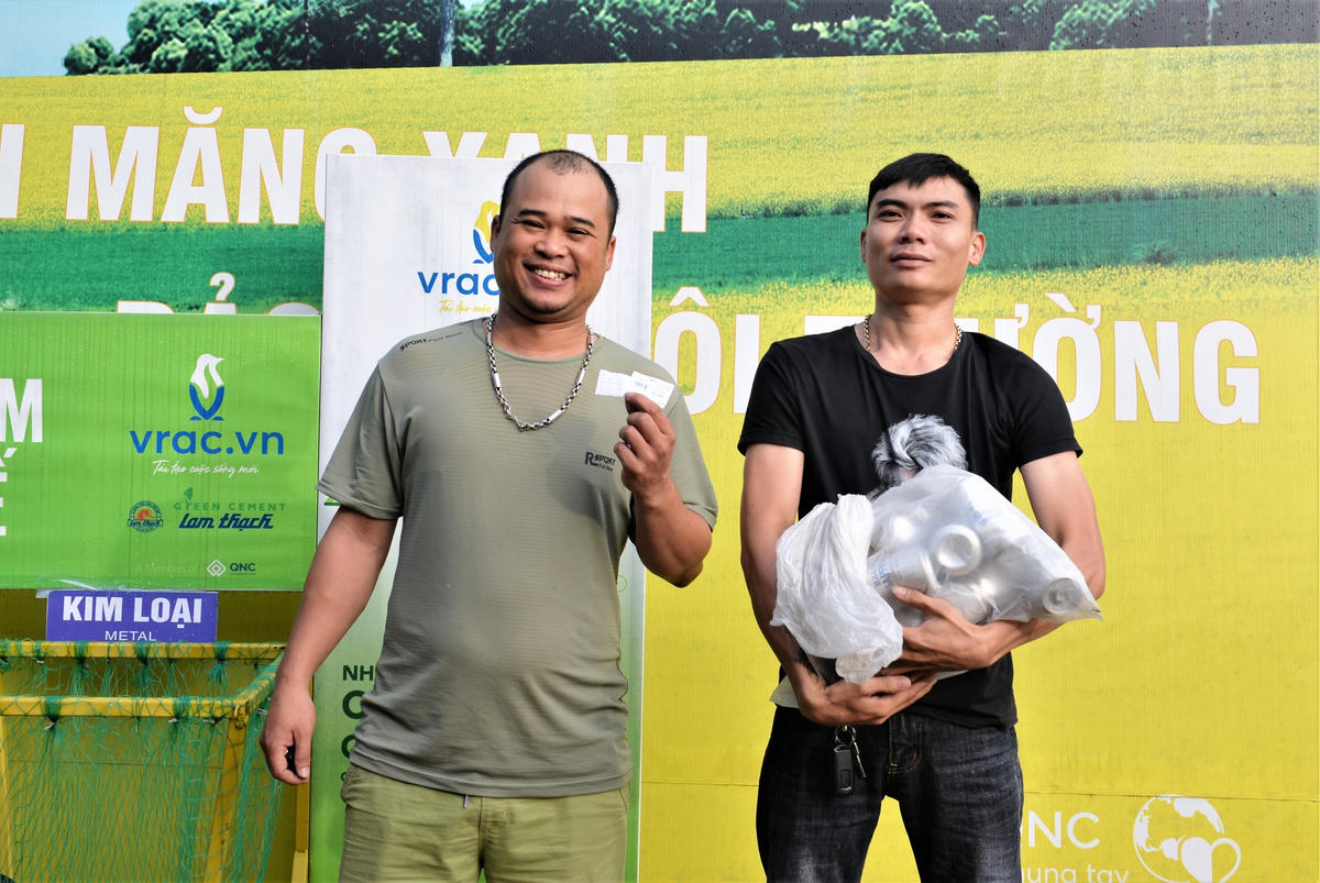 Mới đây, Công ty đã phát động cuộc thi “VracBank – Gửi rác, rút tiền” năm 2022 nhằm khuyến khích người dân quan tâm đến việc bảo vệ môi trường, đồng thời hưởng ứng chương trình mục tiêu quốc gia về phát thải carbon = 0 vào năm 2050 và xây dựng mô hình kinh doanh mới trong ngành rác… Thời gian dự thi từ 1/10 - 31/12/2022. Cuộc thi sẽ tổng kết và trao các giải tập thể và giải cá nhân với trị giá mỗi giải từ 1.000.000 đồng – 10.000.000 đồng trong tháng 1/2023.