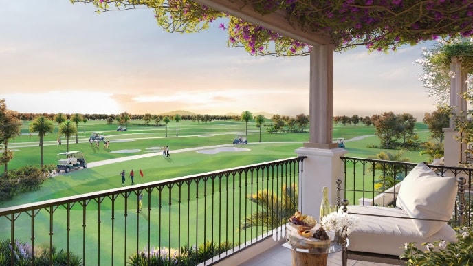 Tầm nhìn ra sân golf PGA Garden từ shop villa golf.