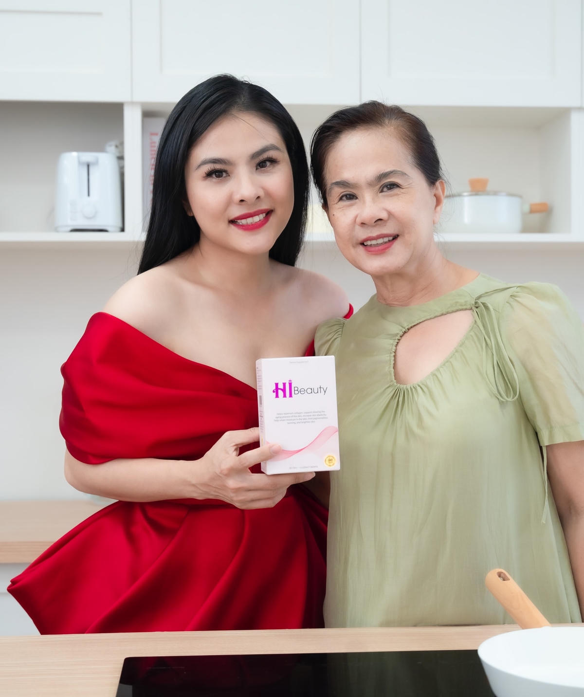 Mẹ diễn viên Vân Trang cũng tin tưởng sử dụng Hi Beauty.