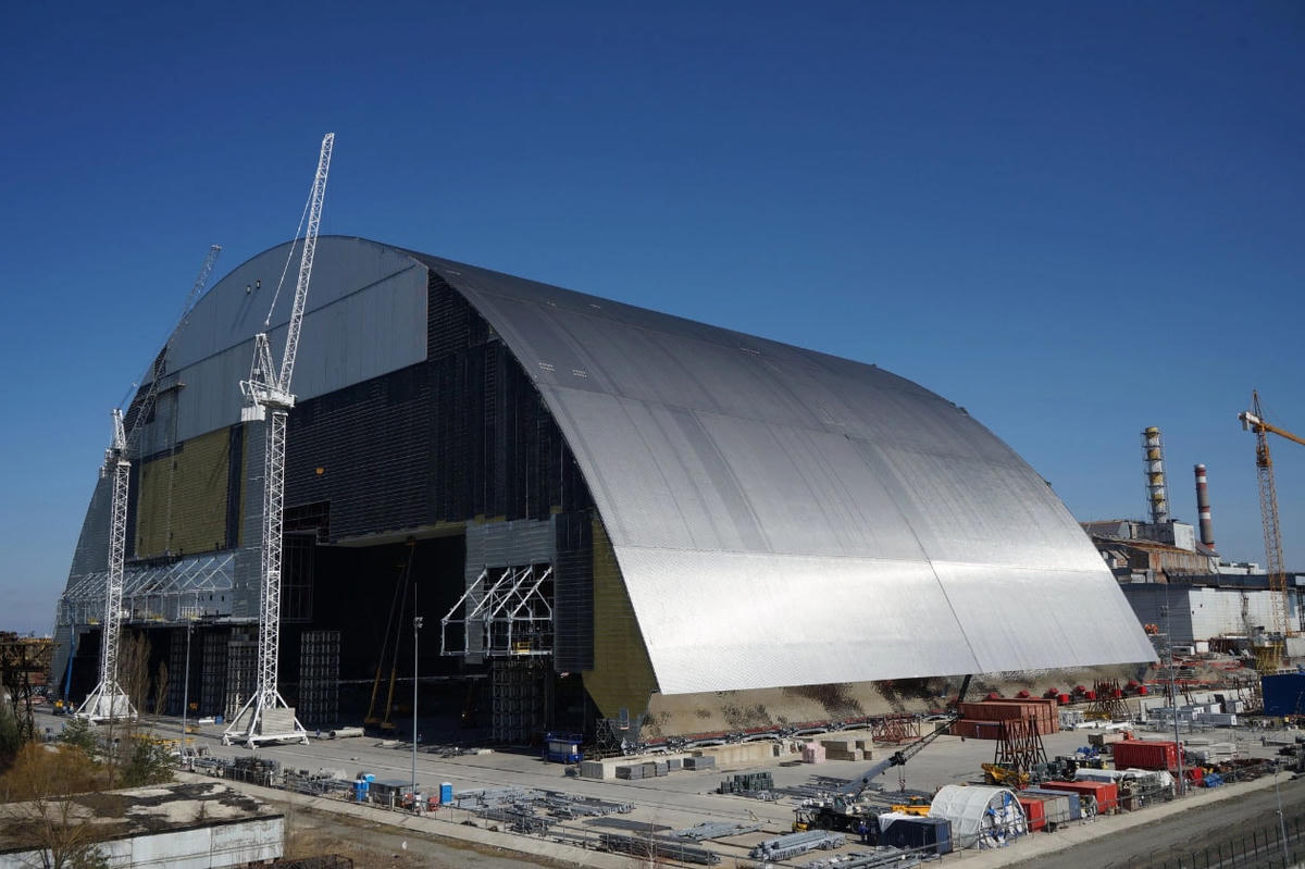 “Cỗ quan tài thép” được xây dựng tại Chernobyl, từ năm 2010.  