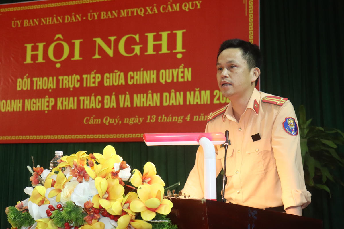 Trung tá Cao Việt Hùng, Đội phó đội CSGT Công an huyện Cẩm Thủy cho biết, trong thời gian tới, sẽ tăng cường kiểm tra tại các mỏ đá thuộc xã Cẩm Quý.