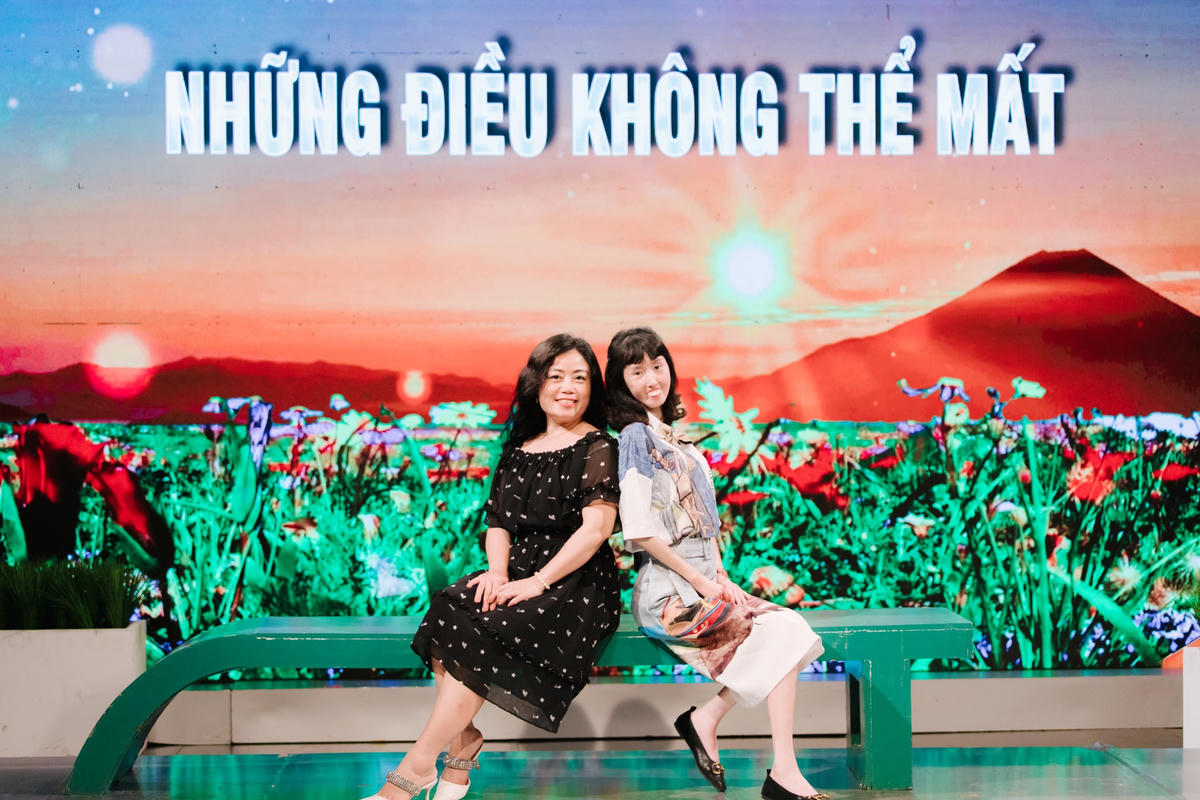 Nguyễn Phương Anh mắc căn bệnh xơ cứng bì nhưng vẫn nỗ lực vươn lên trong cuộc sống.