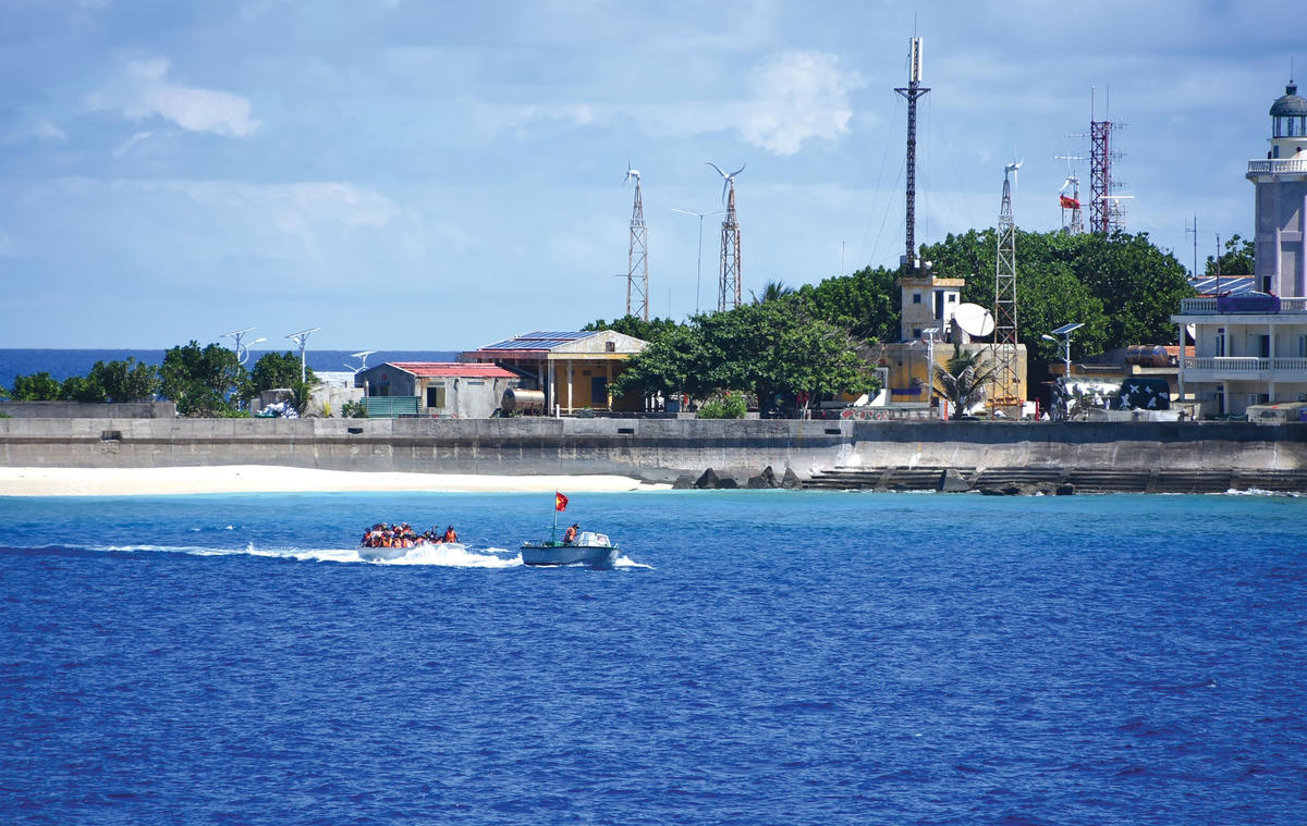 Màu xanh ở Trường Sa