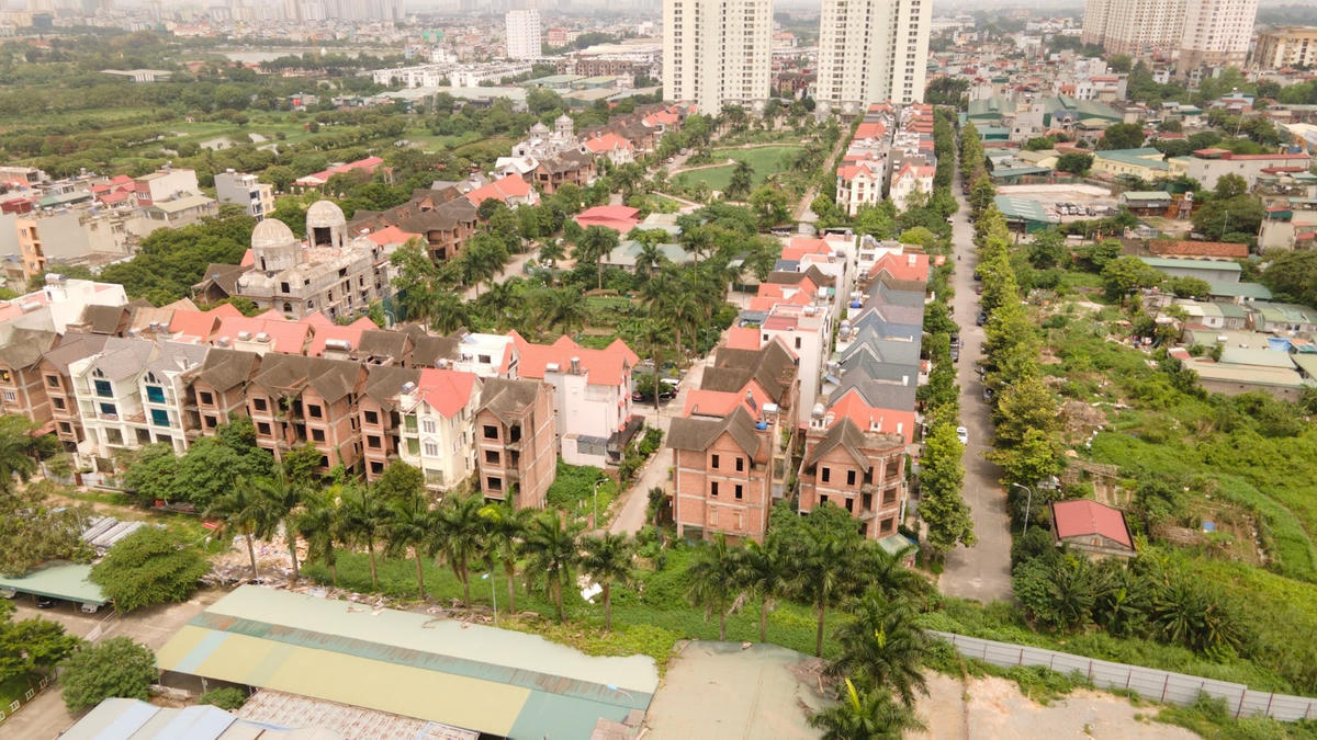 Giới chuyên gia dự báo, thị trường bất động sản sẽ sớm hấp dẫn trở lại. Ảnh: Quang Vinh.