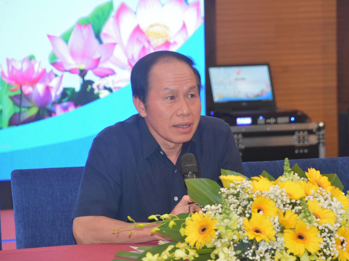 Phó Chủ tịch - Tổng Thư ký Lê Tiến Châu phát biểu tại cuộc họp.