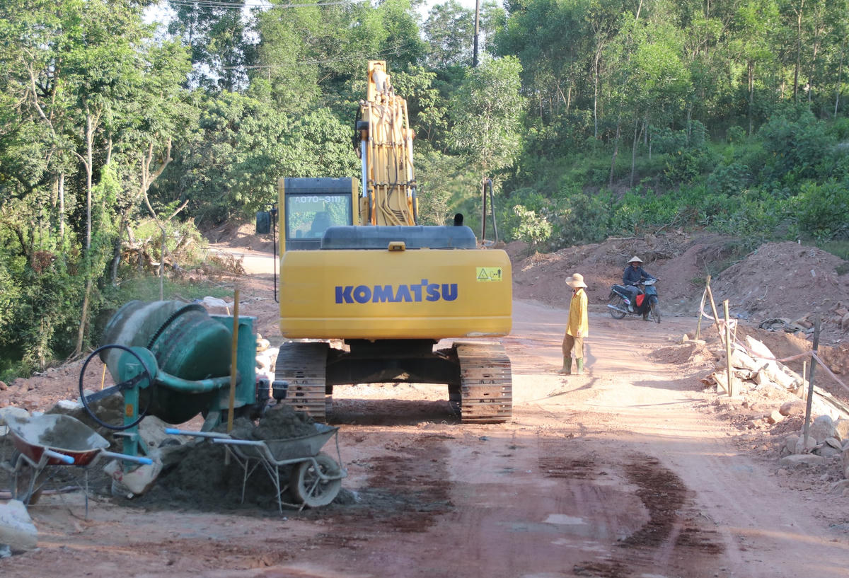 Tuy nhiên, hiện nay công ty này đã cam kết thi công nên các đơn vị liên quan thống nhất cho triển khai lại. Phía Ban quản lý dự án Chương trình phát triển các đô thị loại II đang chỉ đạo đơn vị này đẩy nhanh tiến độ thi công hạng mục, dự kiến cuối tháng 8 này sẽ thảm bê tông nhựa.