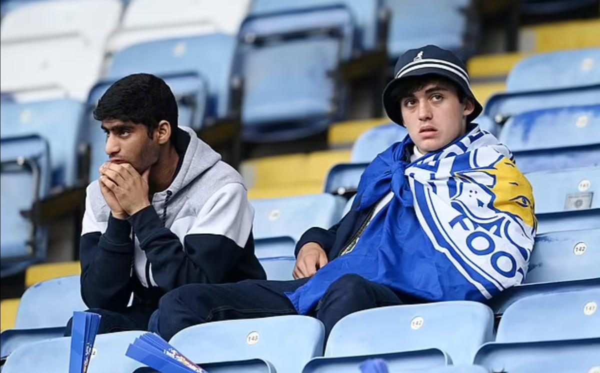 Những nhân vật cấp cao của Leicester như Chủ tịch Aiyawatt Srivaddhanaprabha, Giám đốc bóng đá Jon Rudkin và Giám đốc điều hành Susan Whelan hiếm khi giao tiếp với những người ủng hộ và cần nhìn lại mình. Ảnh: Getty.