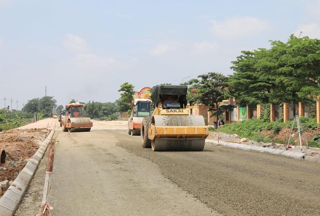 ảnh trên trang 13