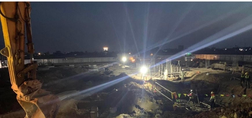 Nhà máy sản xuất máy tính đang được Tập đoàn Quanta Computer Inc triển khai xây dựng tại KCN Mỹ Thuận (Nam Định).