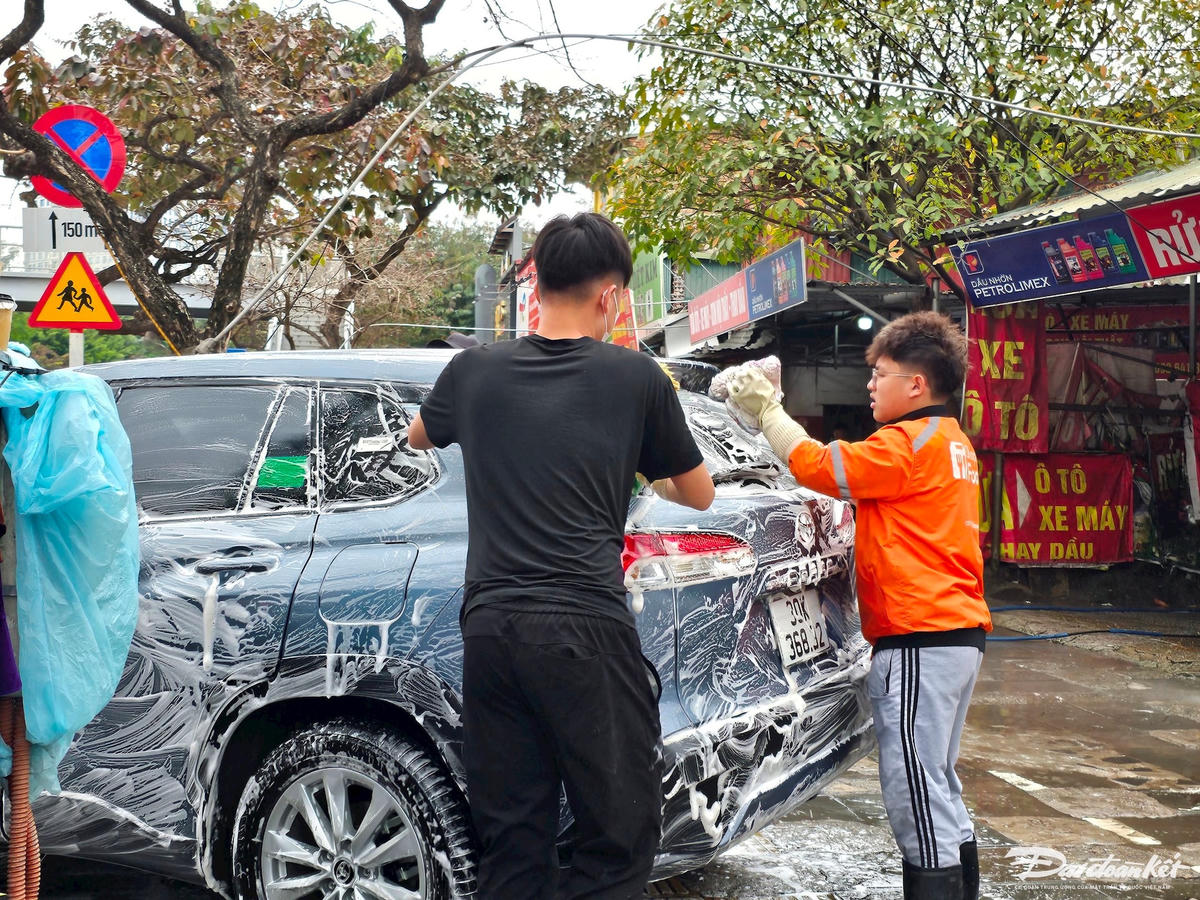 W_rua_xe-le-khanh19.jpg