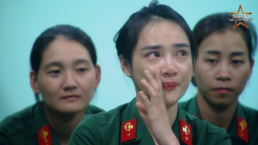 Trong khi đó, Nhã Phương lấy nước mắt khán giả. 
