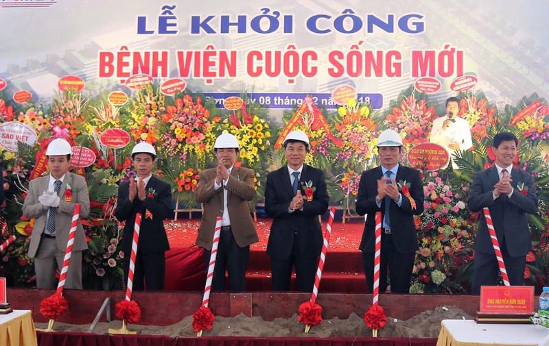 Lễ khởi công dự án Bệnh viện Đa khoa Cuộc sống mới ngày 8/12/2018. Ảnh, Báo Bắc Ninh.
