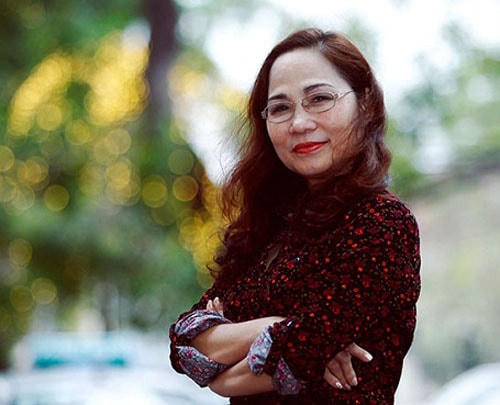 Tìm cách để sân khấu sáng đèn